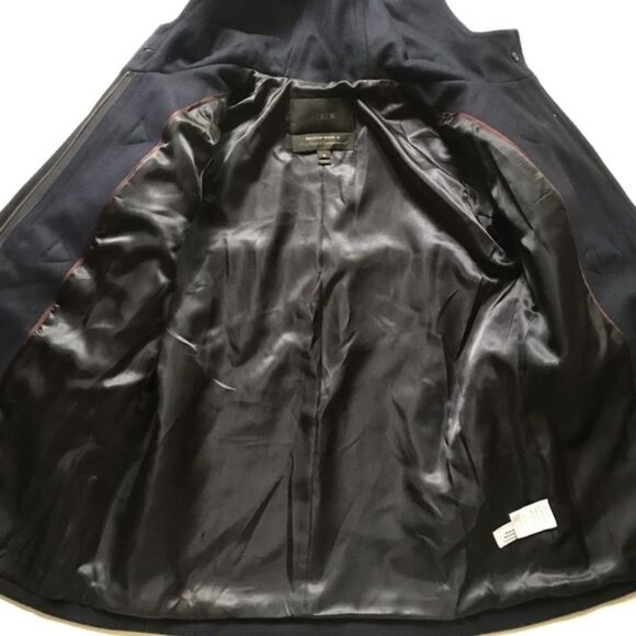 Like New. J. Crew Classic coat sz 0 - Picture 5 of 8